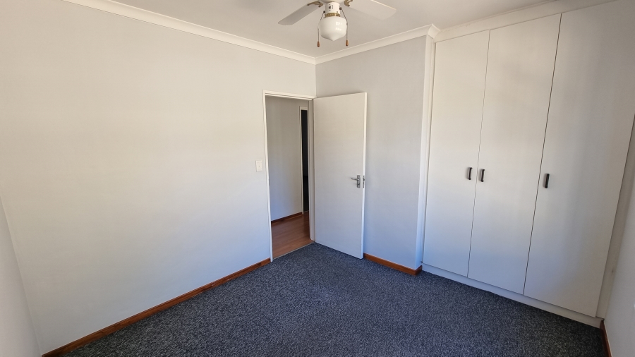6 Bedroom Property for Sale in Lochnerhof Western Cape